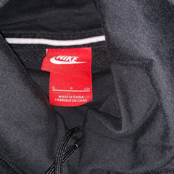Nike hoodie - Picture 3 of 6
